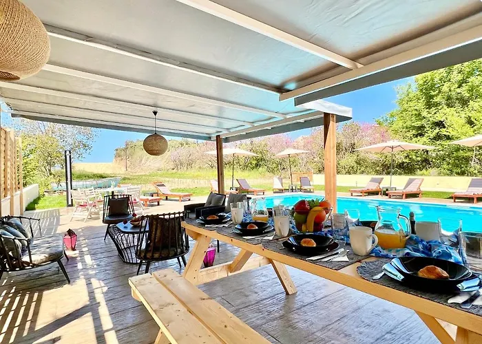 Verano With Private Pool By Dadovillas