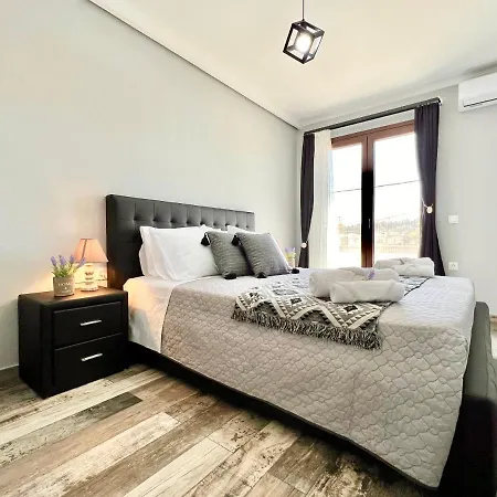 Verano With Private Pool By Dadovillas 빌라