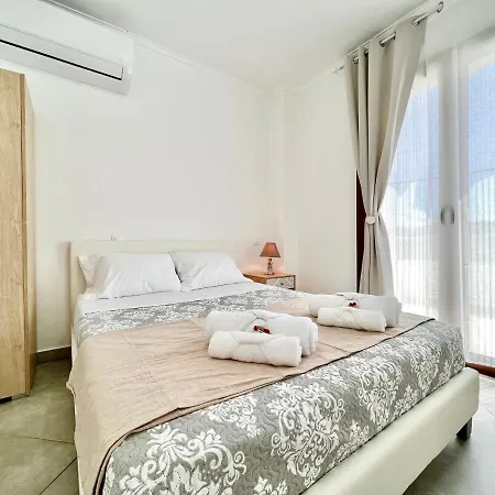 Verano With Private Pool By Dadovillas