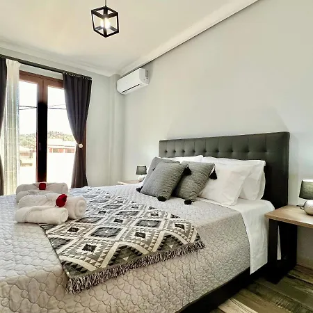 Verano With Private Pool By Dadovillas 빌라 Sidárion