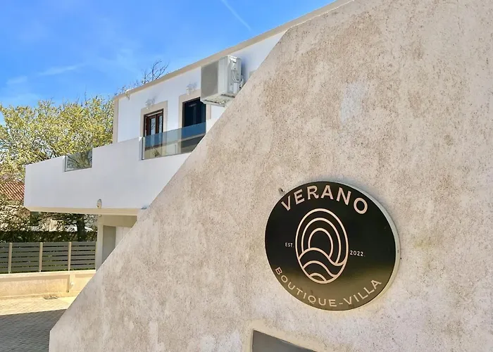 Verano With Private Pool By Dadovillas Sidárion