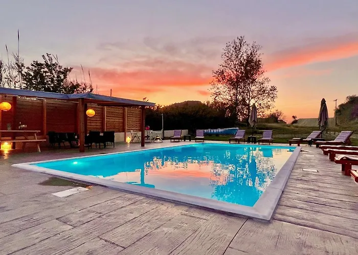 Verano With Private Pool By Dadovillas Βίλα *