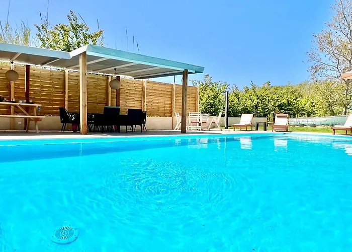 Verano With Private Pool By Dadovillas Βίλα *