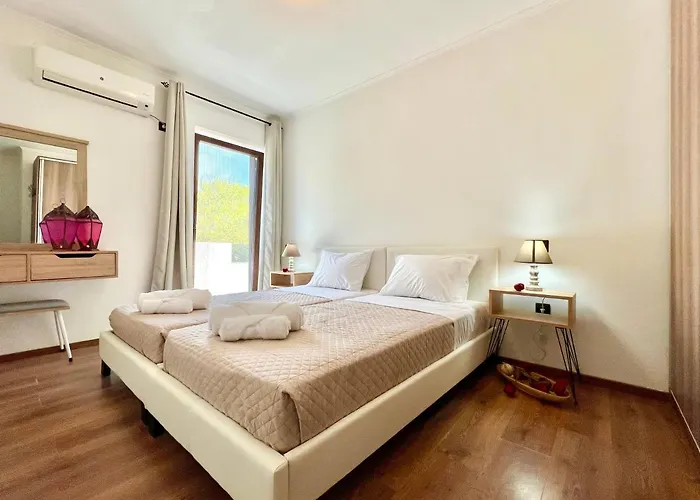 Verano With Private Pool By Dadovillas