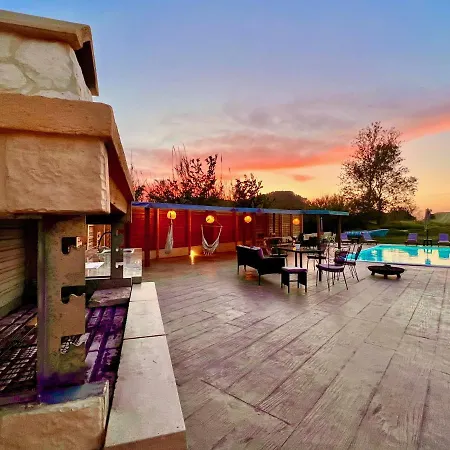 Verano With Private Pool By Dadovillas וילה סידריון